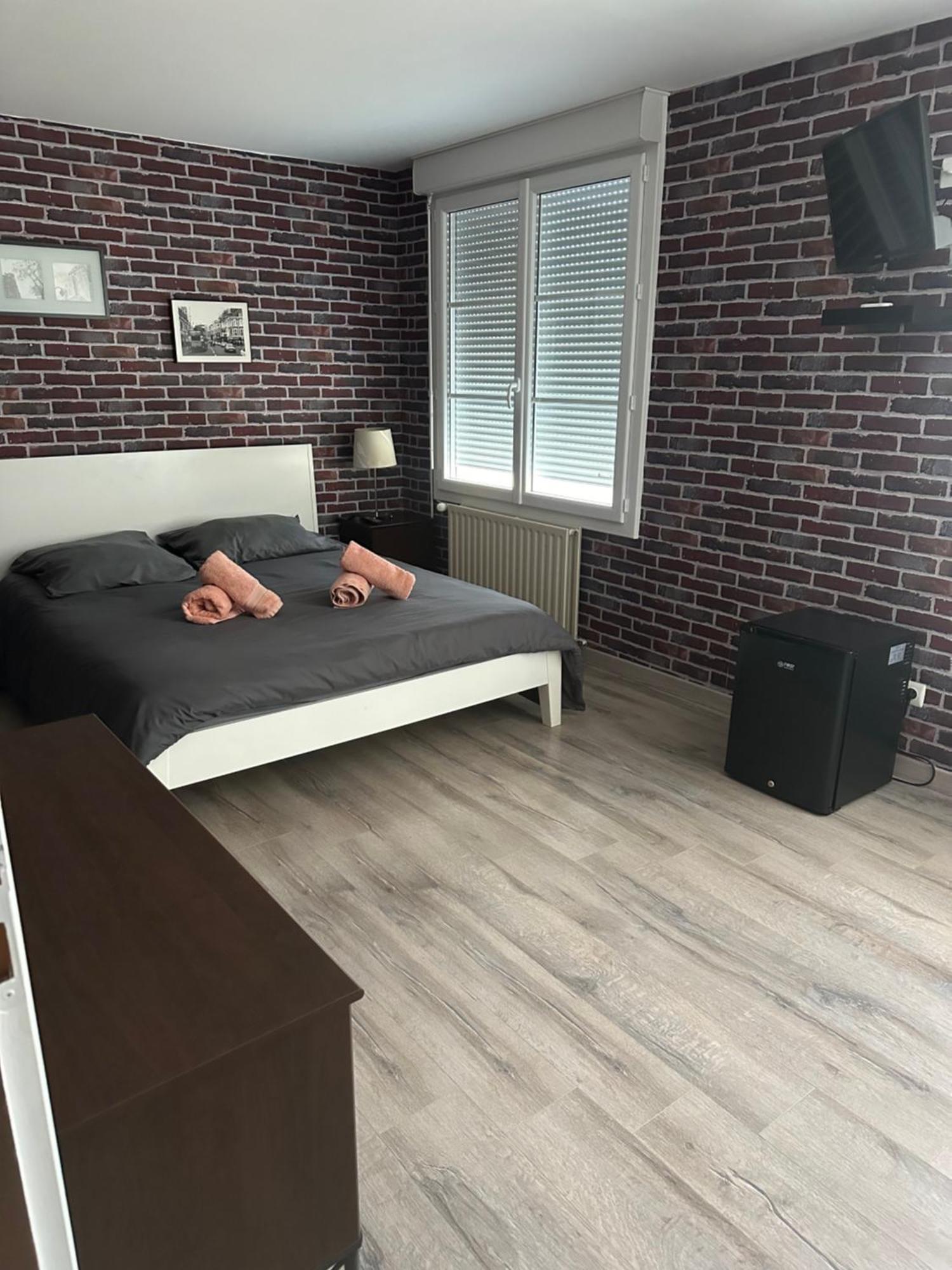 La Ressource Bed & Breakfast Fontguenand Bagian luar foto